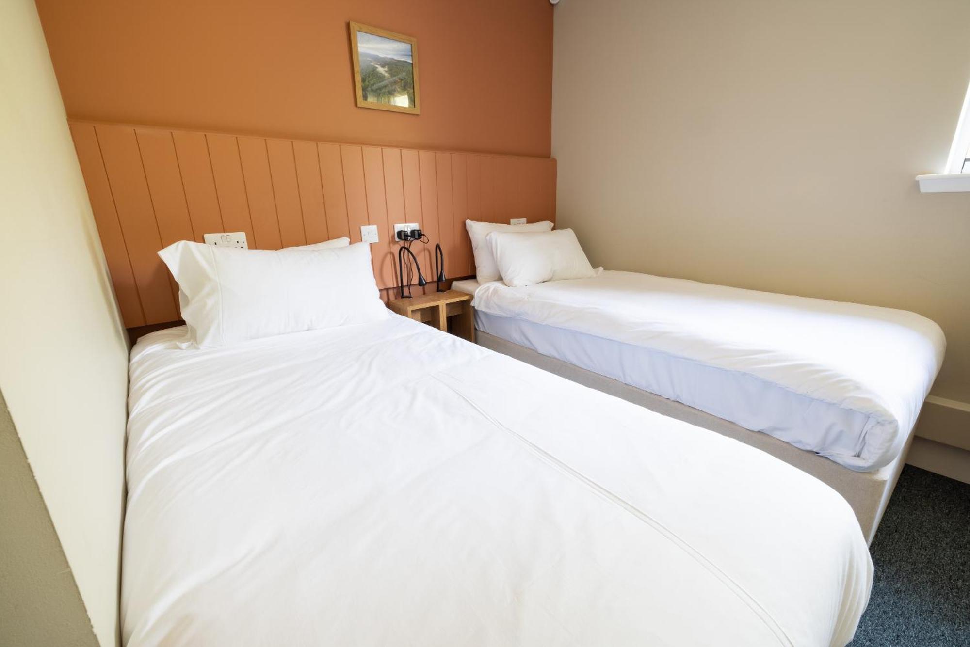 An Spiris Accommodation At Dundreggan Rewilding Centre מראה חיצוני תמונה